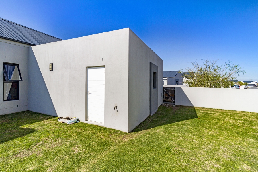 3 Bedroom Property for Sale in Aan de Wijnlanden Western Cape